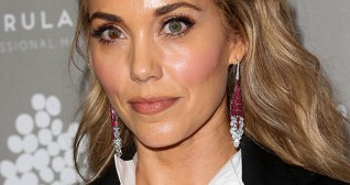 Elizabeth Berkley - Satiny