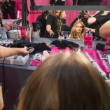 Gigi Hadid 2015 Victorias Secret Fashion Show 46
