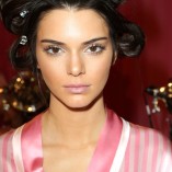 Kendall Jenner 2015 Victorias Secret Fashion Show 20