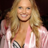 Romee Strijd 2015 Victorias Secret Fashion Show 8