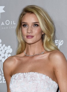 Rosie Huntington-Whiteley 2015 Baby2Baby Gala 7