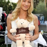 Yvonne Strahovski Petit Maison Chic Fashion Show 21