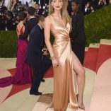 Amber Heard 2016 Costume Institute Gala 43