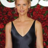 Claire Danes 2016 Tony Awards 29