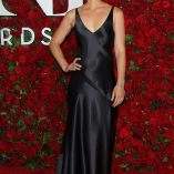 Claire Danes 2016 Tony Awards 32