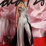 Gigi Hadid 2016 British Fashion Awards 20