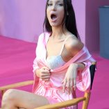 Bella Hadid 2016 Victorias Secret Fashion Show 8