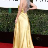 Emily Ratajkowski 74th Golden Globe Awards 60