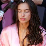 Irina Shayk 2016 Victoria's Secret Fashion Show 8