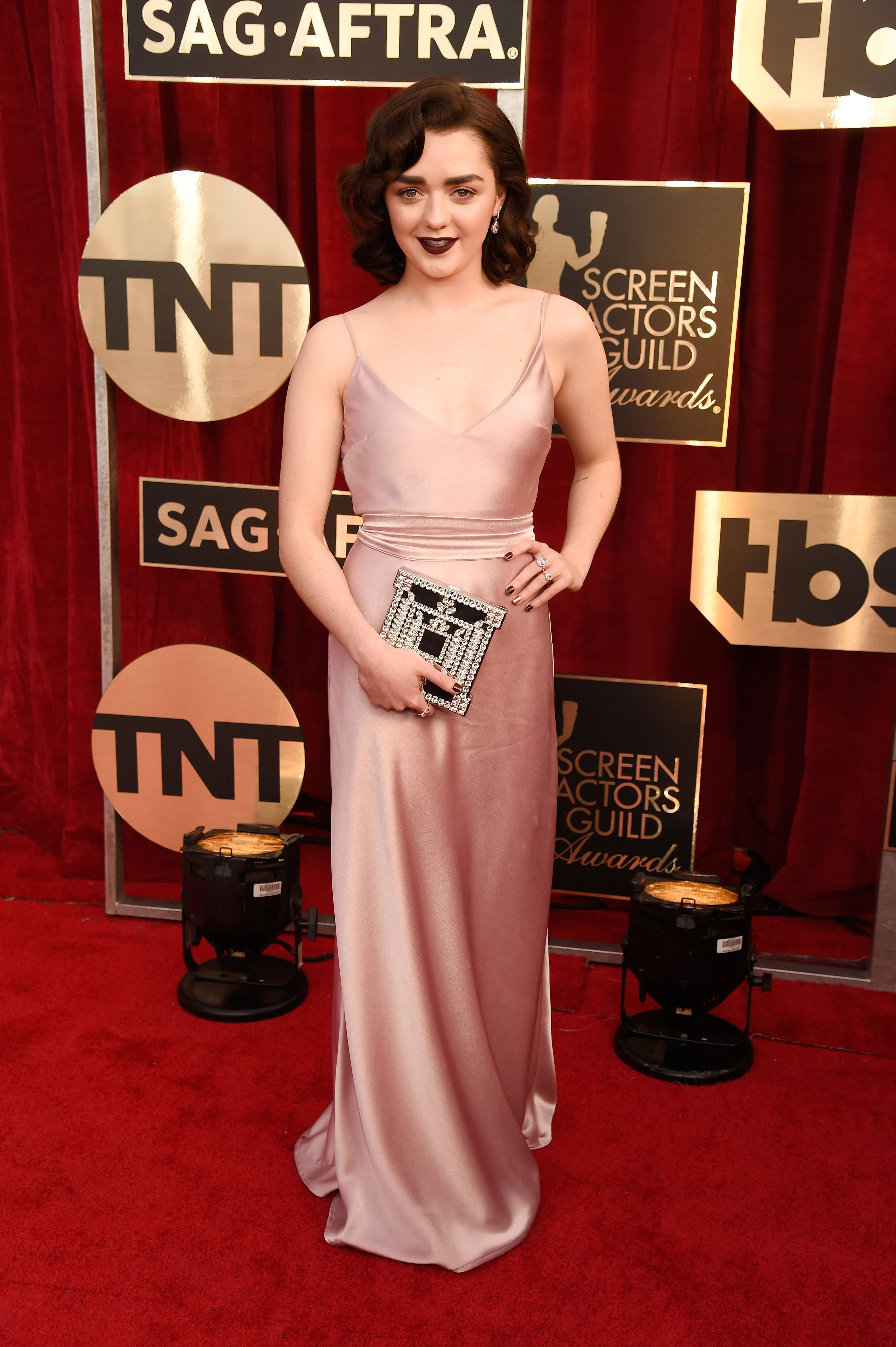 Maisie Williams 23rd Screen Actors Guild Awards 4 Satiny