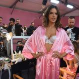 Alessandra Ambrosio 2016 Victoria's Secret Fashion Show 22