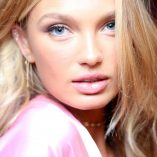 Romee Strijd 2016 Victoria's Secret Fashion Show 10