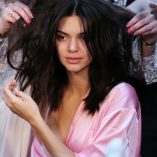 Kendall Jenner 2016 Victoria's Secret Fashion Show 11