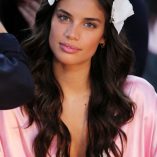 Sara Sampaio 2016 Victoria's Secret Fashion Show 1