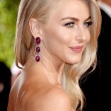 Julianne Hough 2017 Creative Arts Emmy Awards 3