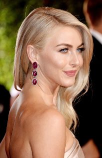 Julianne Hough 2017 Creative Arts Emmy Awards 3