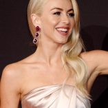 Julianne Hough 2017 Creative Arts Emmy Awards 5