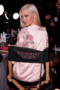 Karlie Kloss 2017 Victoria's Secret Fashion Show 15