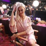 Karlie Kloss 2017 Victoria's Secret Fashion Show 2