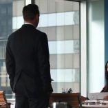 Suits Pilot 2