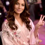 Lily Aldridge 2017 Victoria's Secret Fashion Show 4