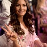 Lily Aldridge 2017 Victoria's Secret Fashion Show 8