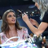 Taylor Hill 2017 Victoria's Secret Fashion Show 8