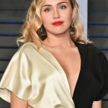 Miley Cyrus 2018 Vanity Fair Oscar Party 14