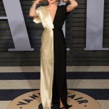 Miley Cyrus 2018 Vanity Fair Oscar Party 18