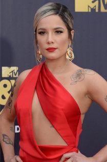 Halsey 2018 MTV Movie And TV Awards 4