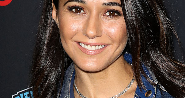 Emmanuelle Chriqui 2018 New York Comic Con