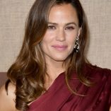 Jennifer Garner Camping Premiere 42