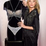 Elsa Hosk 2018 Victoria's Secret Fashion Show 21