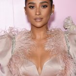 Shay Mitchell Patrick Ta Beauty Launch 25