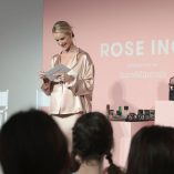 Rosie Huntington-Whiteley Rose Inc bareMinerals Beauty Master Class 22