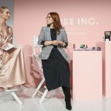 Rosie Huntington-Whiteley Rose Inc bareMinerals Beauty Master Class 24