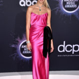 Dua Lipa 2019 American Music Awards 77