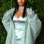 Rihanna 2019 Fashion Awards 7