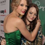 Taylor Swift Easy A Premiere 60