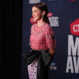 Sarah Hyland 2020 CMT Music Awards 15