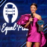 Sarah Hyland 2020 CMT Music Awards 18