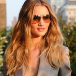 Rosie Huntington-Whiteley Burberry Perfume Launch 28