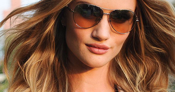 Rosie Huntington-Whiteley Burberry Perfume Launch