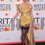 Dua Lipa 2021 Brit Awards 14