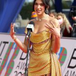 Dua Lipa 2021 Brit Awards 34