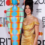 Dua Lipa 2021 Brit Awards 75