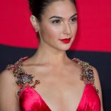 Gal Gadot Batman V Superman: Dawn Of Justice Premiere 20