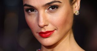 Gal Gadot Batman V Superman: Dawn Of Justice Premiere