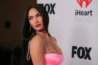 Megan Fox 2021 iHeartRadio Music Awards 8