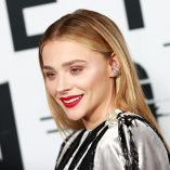 Chloë Grace Moretz Mother Android Premiere 6